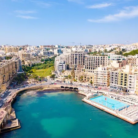 בית נופש New 2br Penthouse -2022 With Dream Location, Private Sundeck, Bbq, Next To Poolclub *