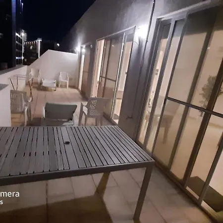Case de vacanță New 2br Penthouse -2022 With Dream Location, Private Sundeck, Bbq, Next To Poolclub Gzira